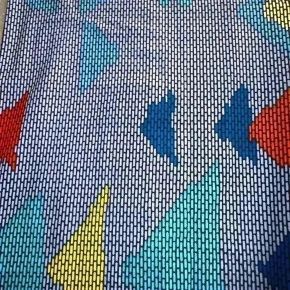 Lularoe TC blue geometric leggings . NWOT. Hashtag pattern over geometric. - Picture 3 of 8